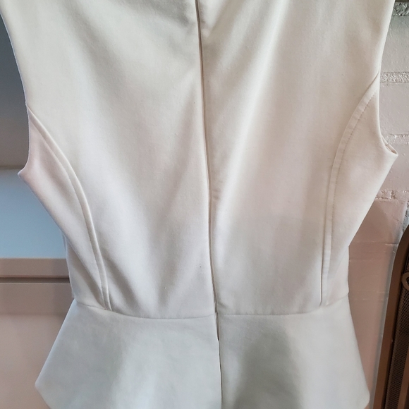 Cream cotton peplum top - Picture 3 of 4